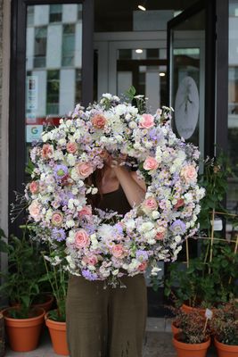 Wieniec rzymski w pastelowych kolorach