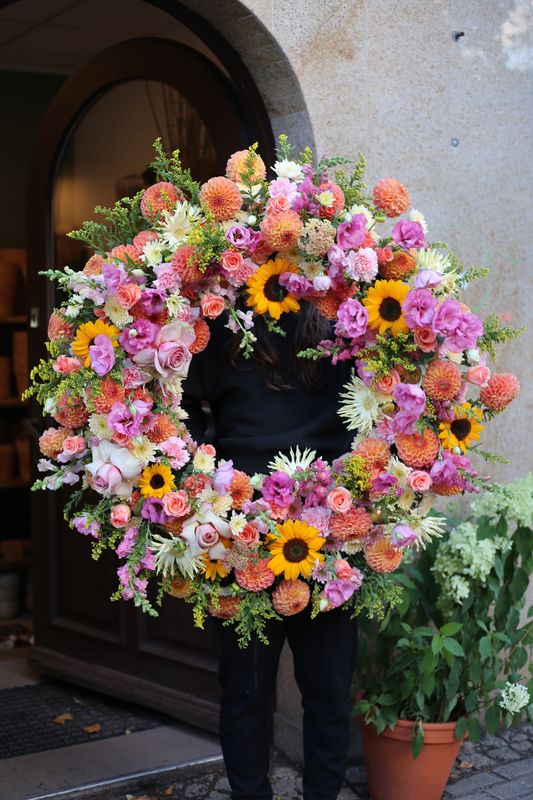 Wieniec rzymski pełen kolorów