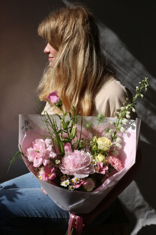 Bukiet pudrowy róż