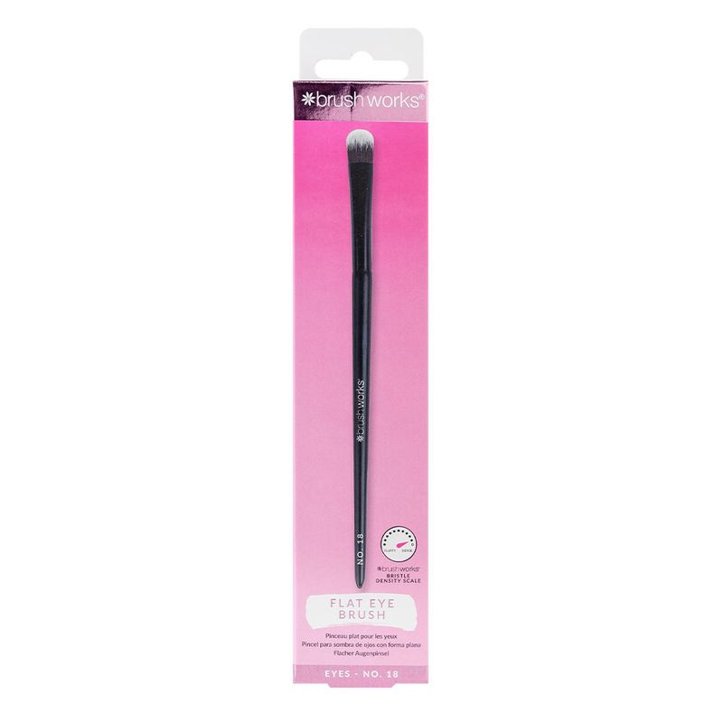 brushworks No.18 Flat Eye Brush