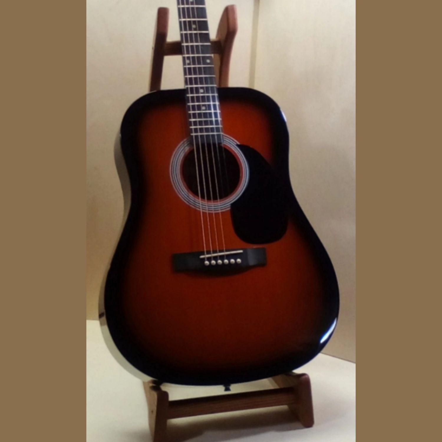 Guitar / Lute / Oud Stands / Wood Guitar Stands