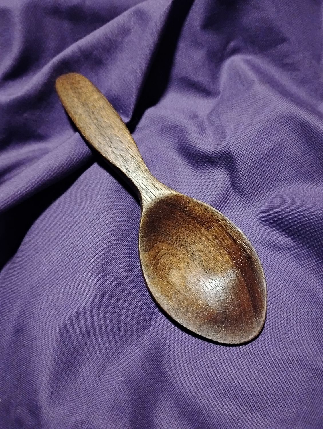 Youths Eater / Hand Carved Eater / Walnut Eaters