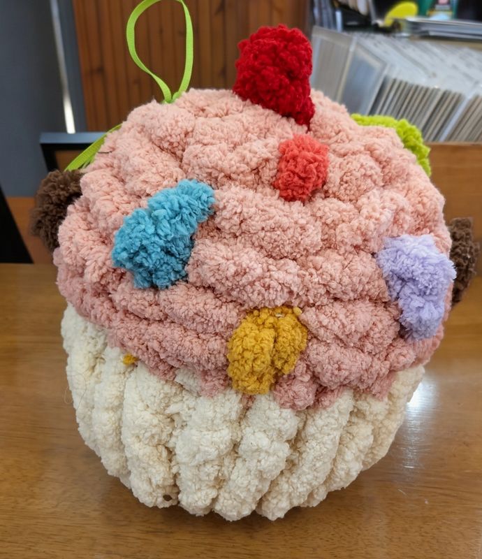 Knit Cupcake