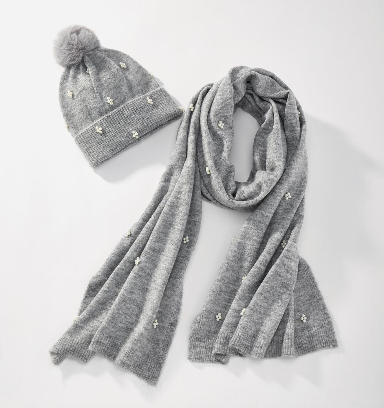 Grey/Pearl Hat/Scarf Set
