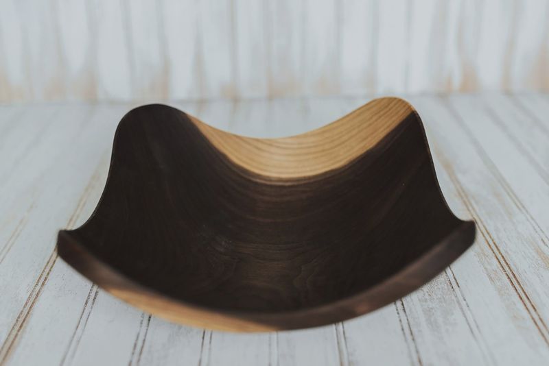 15&quot; WALNUT BOWL FOUR CORNER