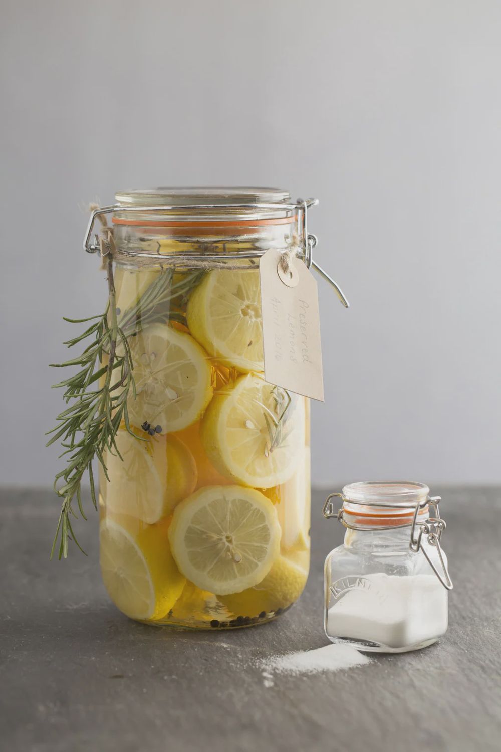 CLIP TOP ROUND JAR 68 FL OZ