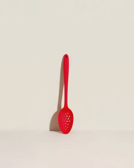 GIR Ultimate Perforated Spoon - Red