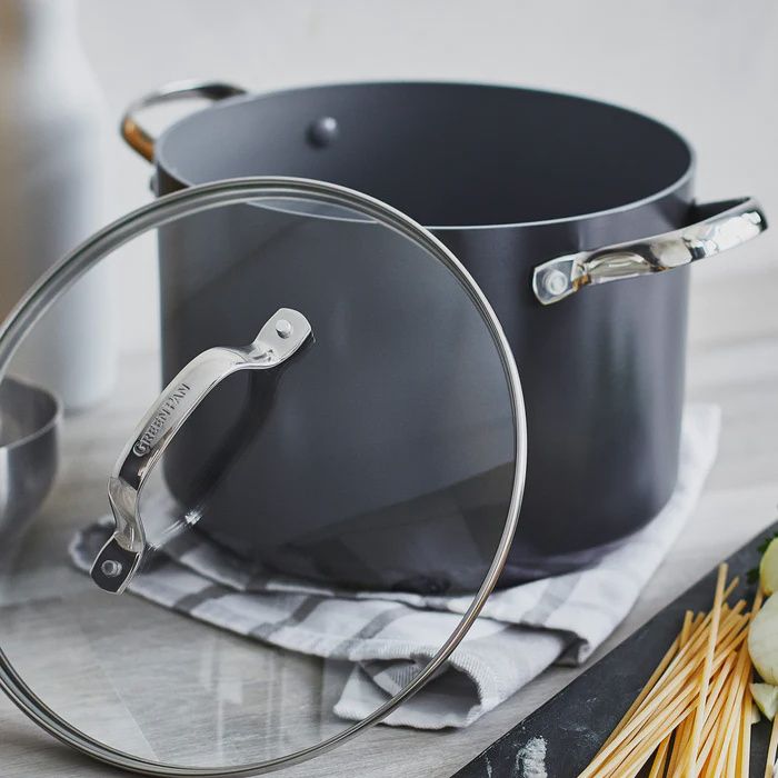 VALENCIA PRO 8 QT COVERED STOCKPOT