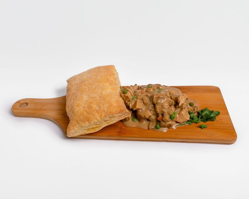 TURKEY STEW WITH PUFF PASTRY