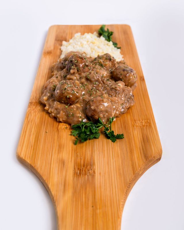 CAULIFLOWER STROGANOFF