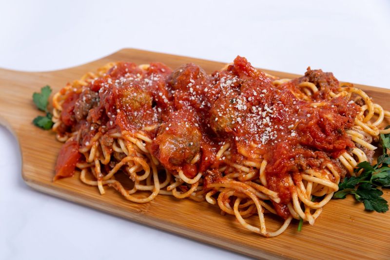 SPAGHETTI AND MEATBALLS