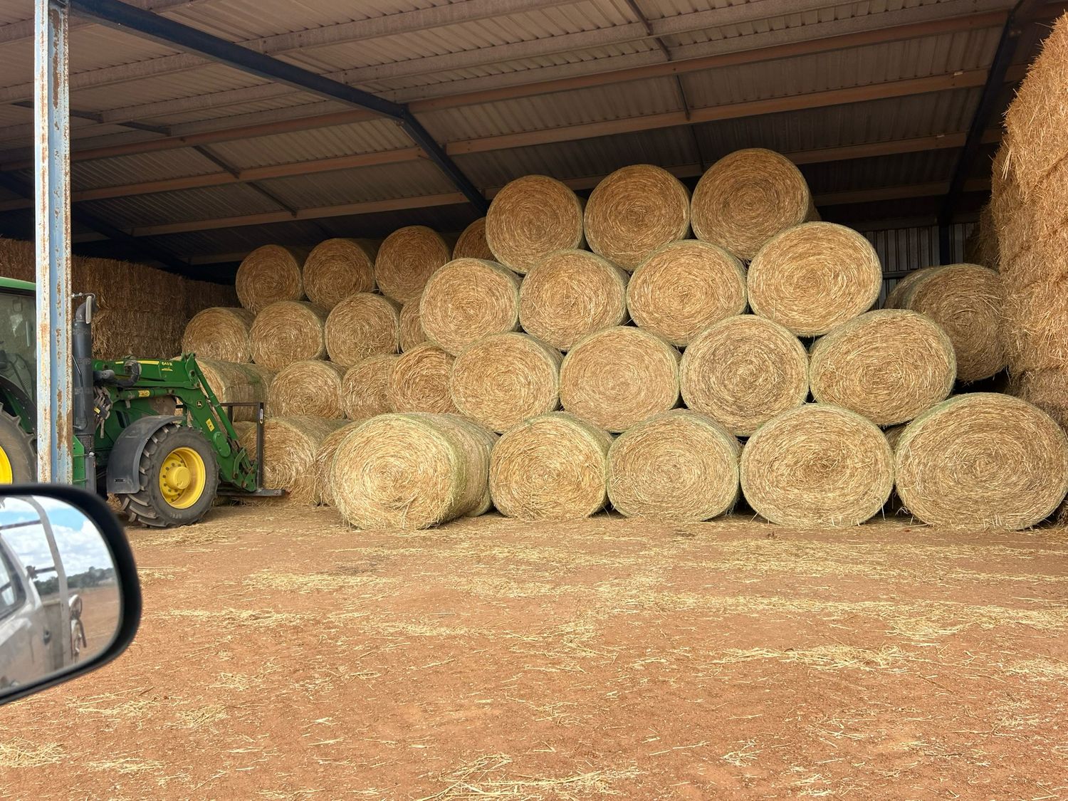 Oaten Hay 5ft Round Bale