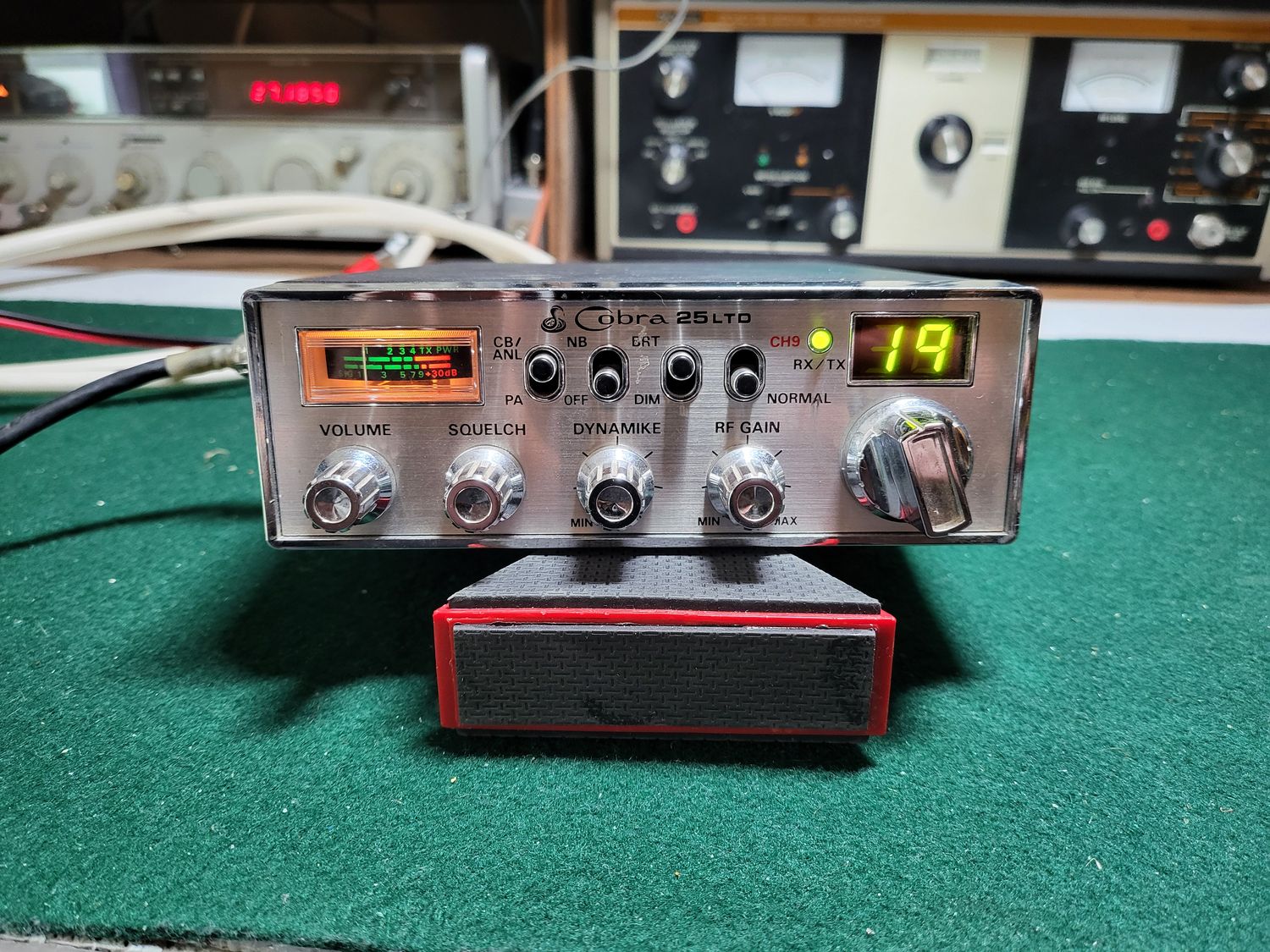 Cobra 25 LTD