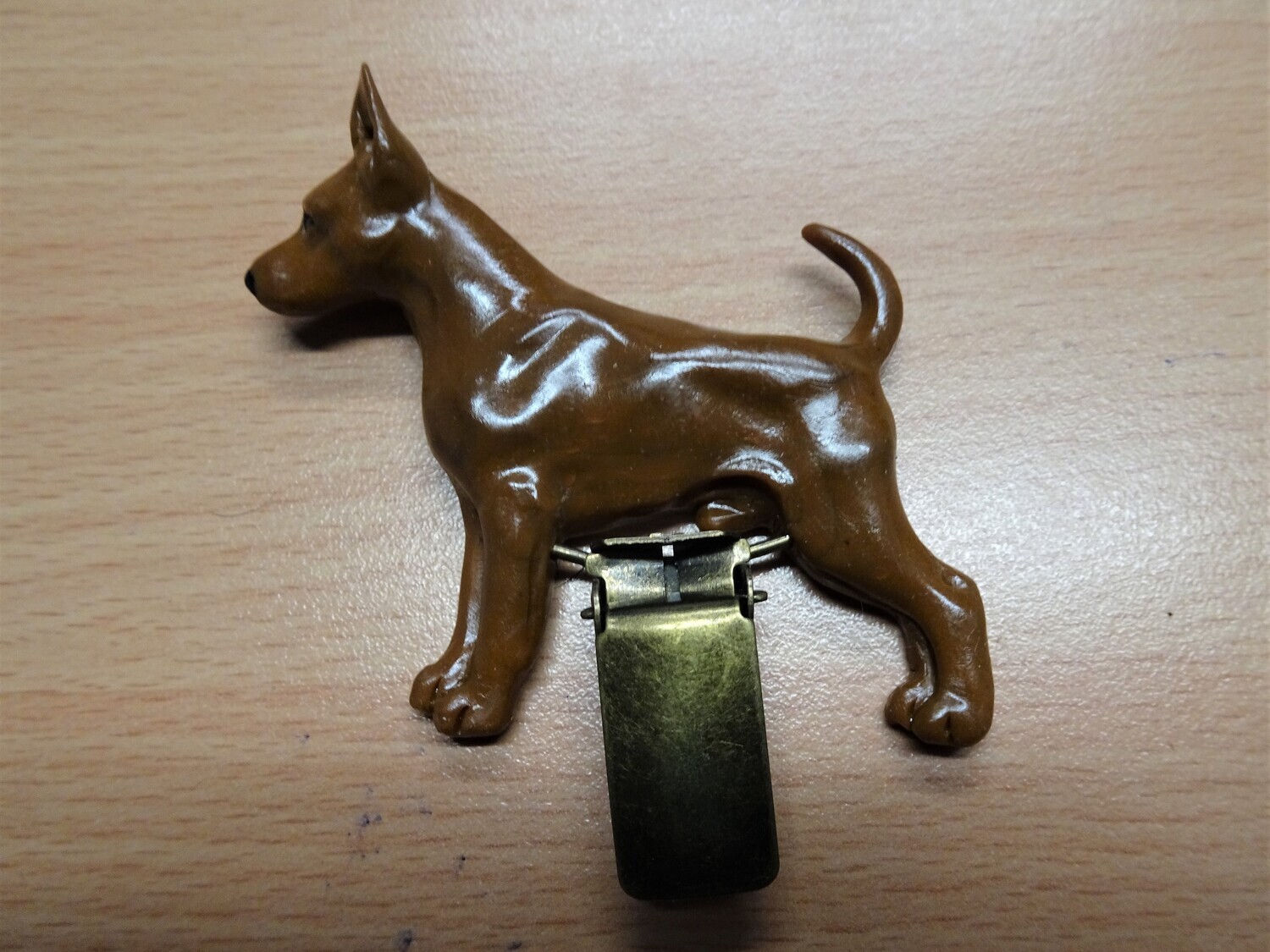 Showclip  Zwerg Pinscher  rot