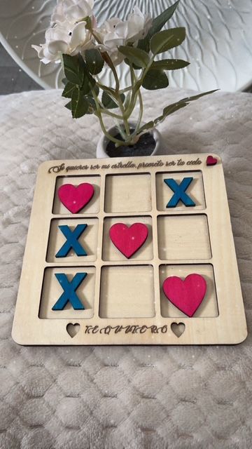 TRES EN RAYA SAN VALENTÍN PERSONALIZADO