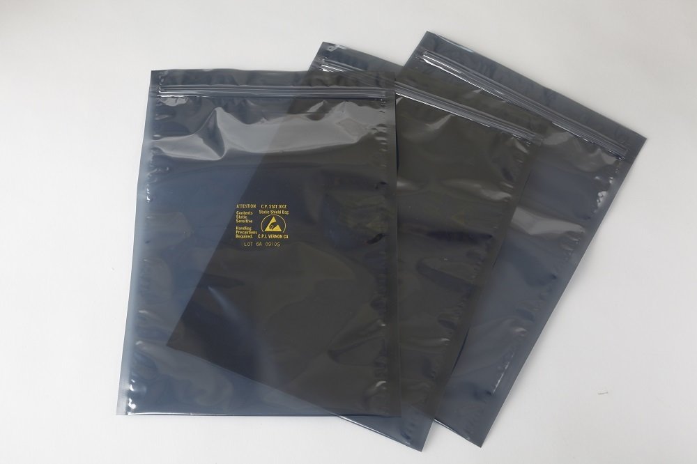Ziplock Antistatic Bags 203.2 x 254.0 mm (8 x 10 in) 100 bags per packet