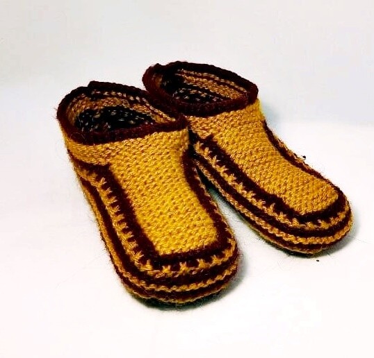 Knit indoor slippers "Abiem" adults, mustard