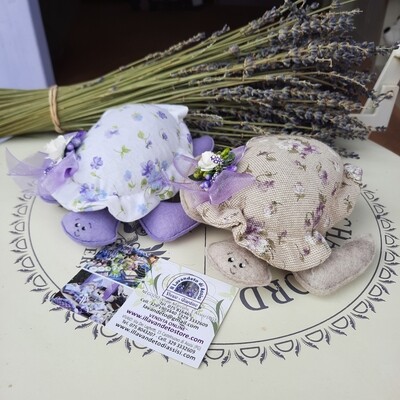 Tartaruga ripiena di lavanda (Nei toni del lilla)