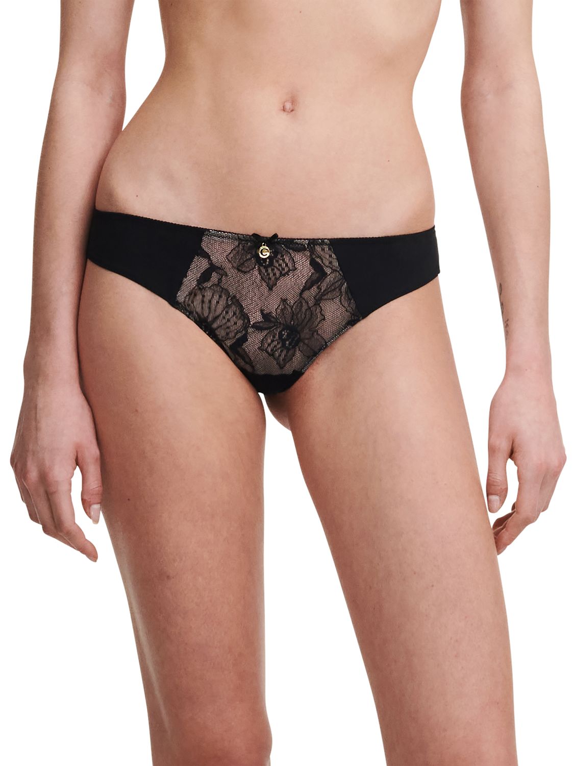 CHL21U9 Orchids Lace Thong
