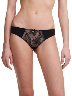 CHL21U9 Orchids Lace Thong