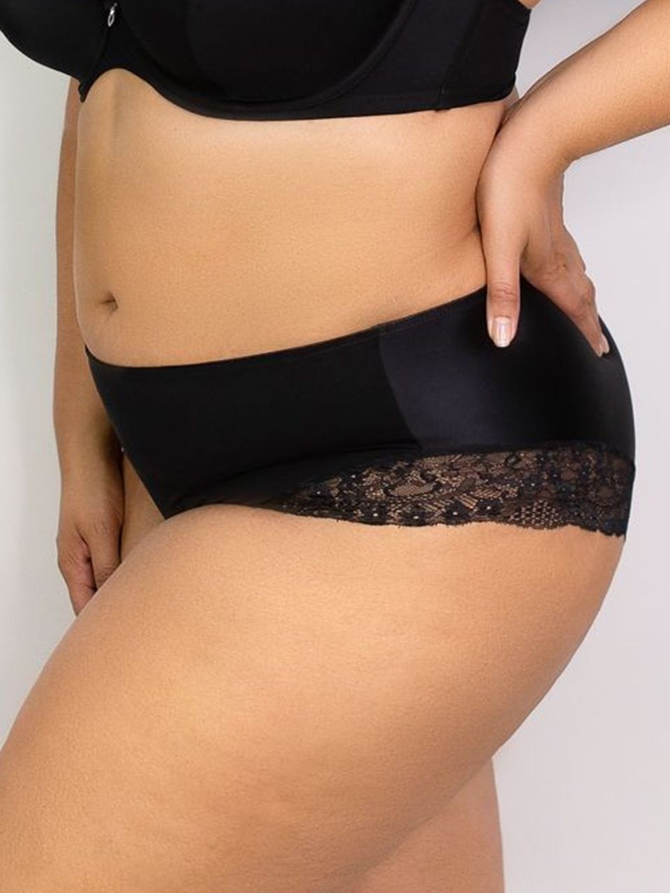 CVC1169 Tulip Lace Hipster