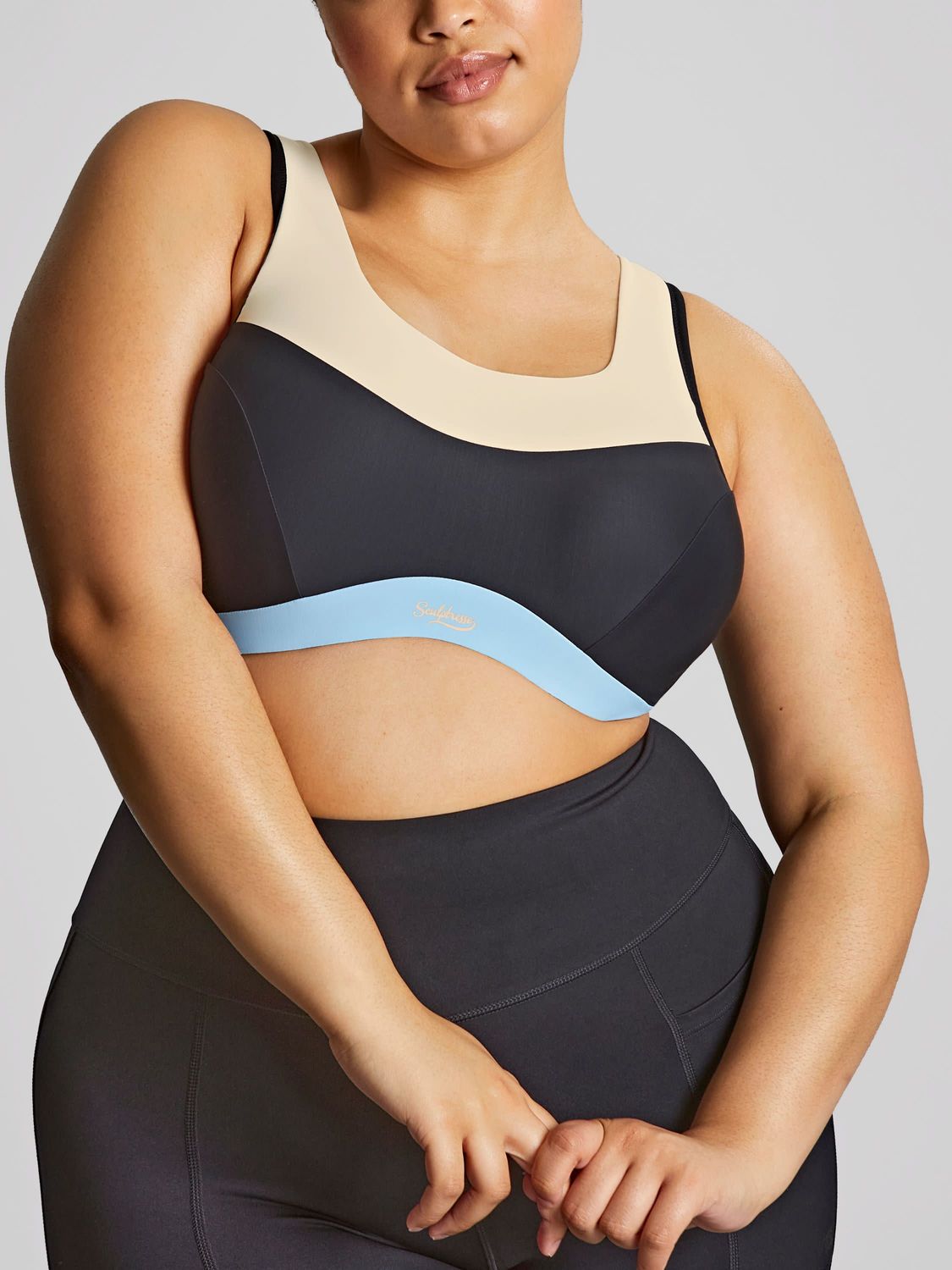 PAN9442 Upbeat Non Padded UW Sports Bra, Color: BlackChalk, Size: 38F