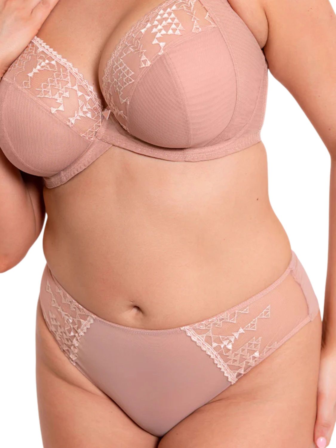 CKL033207 Centre Stage Deep Thong, Color: Latte, Size: Large