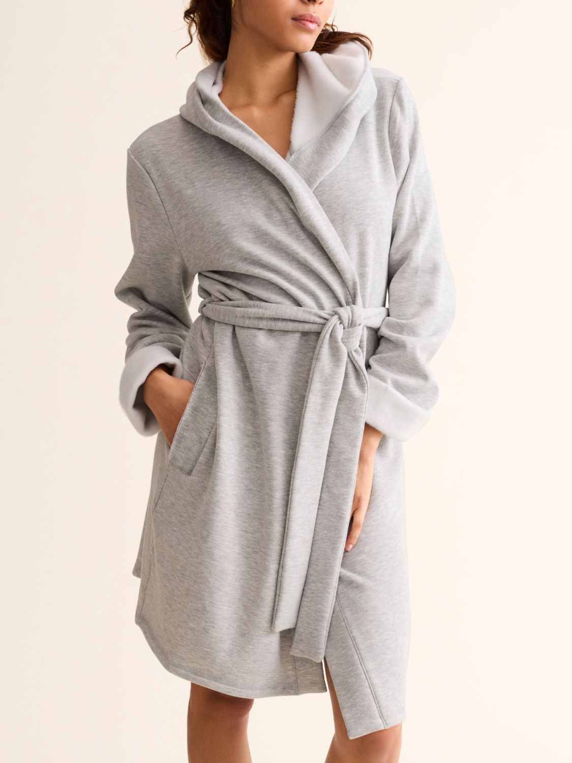 FRT623 Cozy Robe