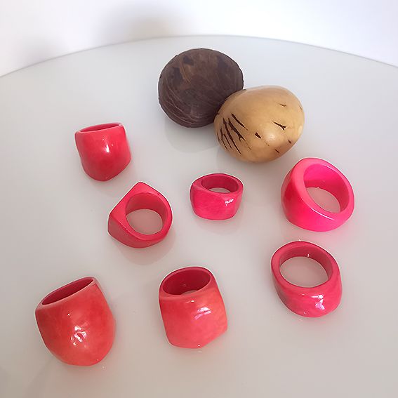 anillos de tagua rosa sin corteza
