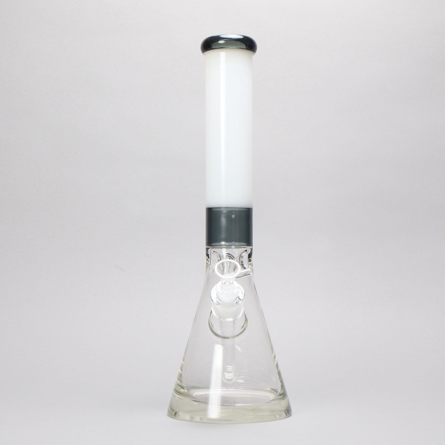 White Beaker Waterpipe (Online)