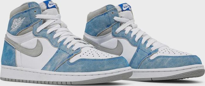 Jordan 1 Retro “Hyper Royal”