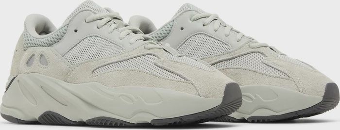Yeezy 700 “Salt”