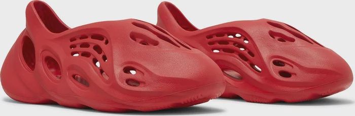 Adidas Yeezy Foam RNR &quot;Vermillion&quot;