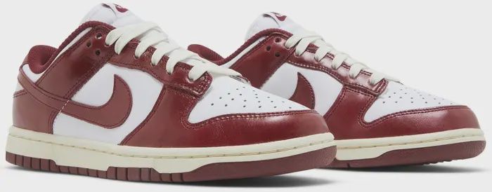 WMNS Nike Dunk Low PRM &quot;Vintage Team Red&quot;