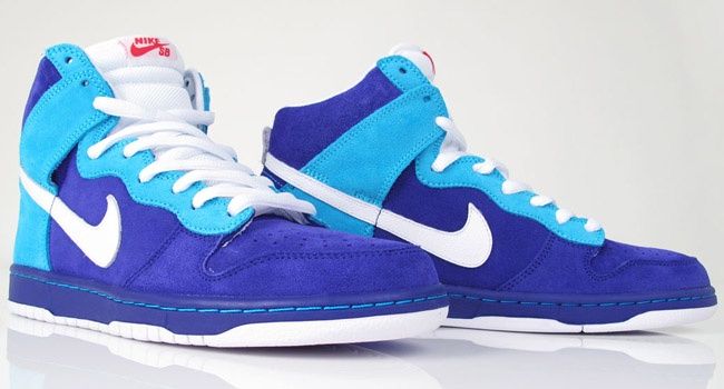 Nike SB Dunk High “Oceanic Airlines”