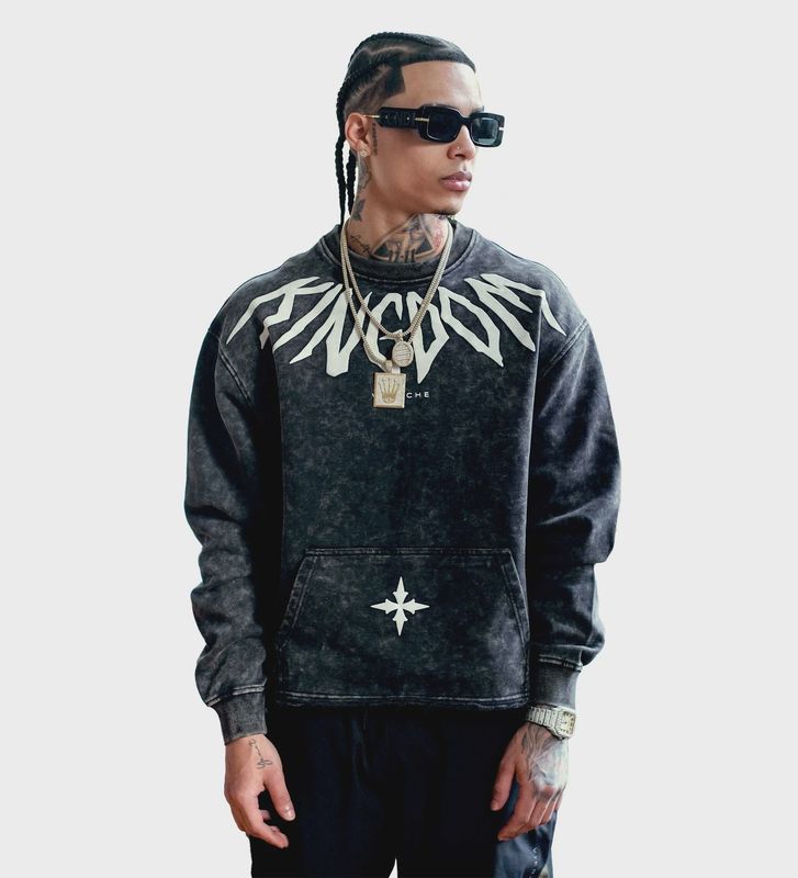 VIE + RICHE Sweater (Kingdom)