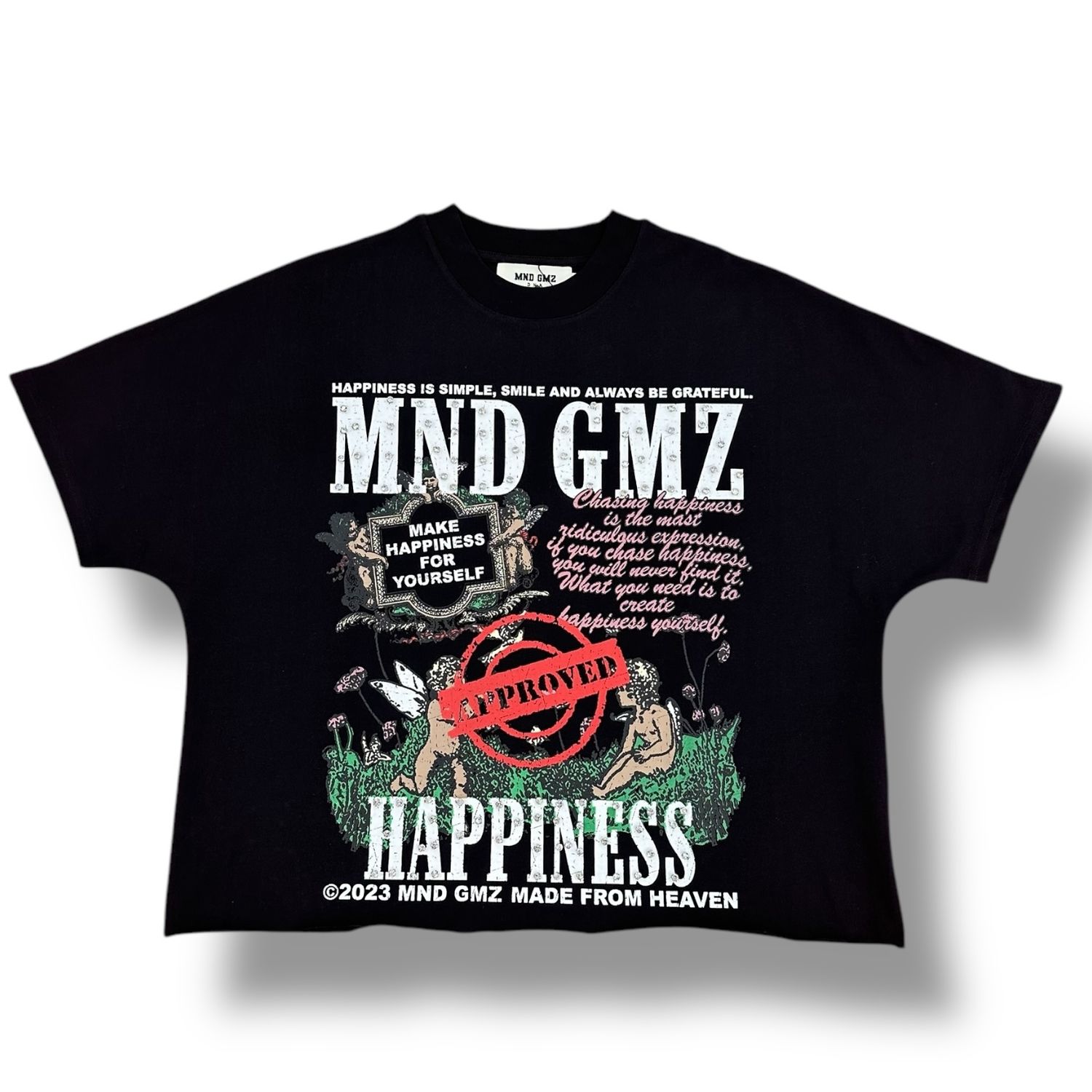 MND GMZ &#39;Make Happiness for Yourself&#39; Cropped tee (Black)