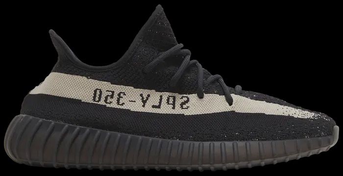 Yeezy Boost 350 V2 &#39;Oreo&#39; 2022