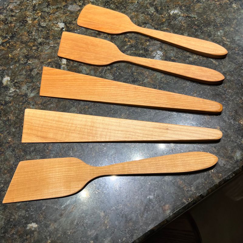 Thin Spatula - Cherry or Maple