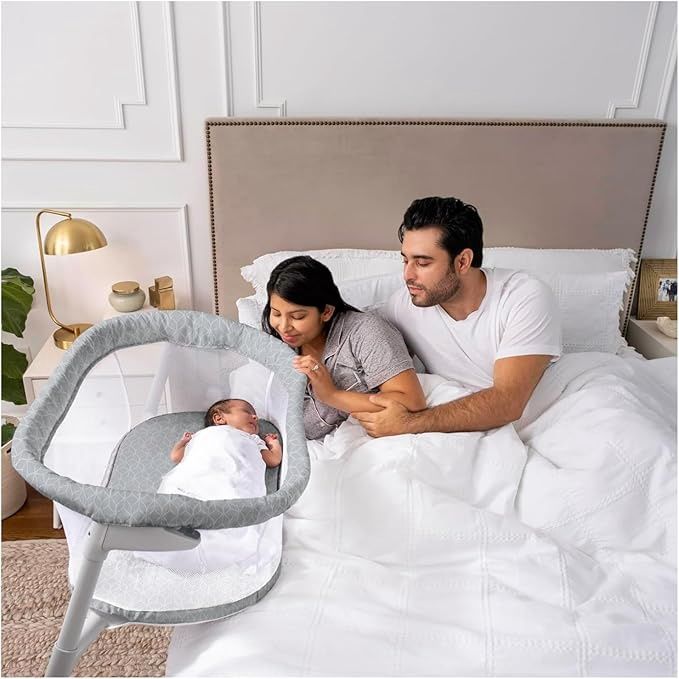 HALO Baby Flex BassiNest, Adjustable Travel Bassinet, Easy Folding