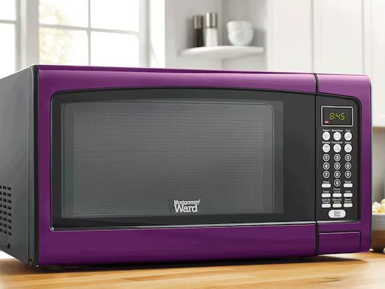 Montgomery Ward 1.1 Cu. Ft. Microwave Oven scratch and dent