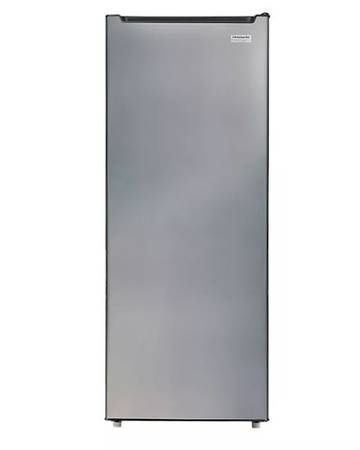 Frigidaire Gallery 7 cu. ft. Upright Convertible Fridge/Freezer FGFRF6547