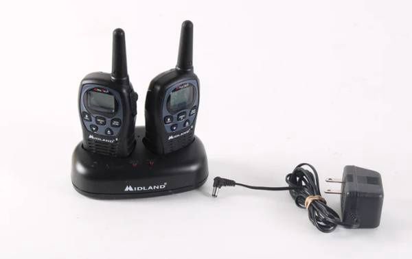Midland LXT560 Two Way Radio W/ Desktop Charger 18CVP6 (Set of 2)