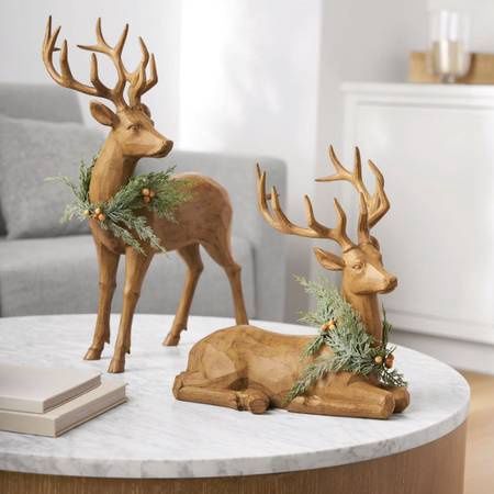 Member&#39;s Mark Winter Deer Décor, Set of 2