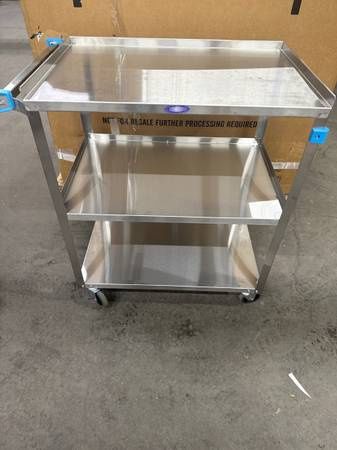 Lake Side Stainless steel rolller cart. 18"Dx 28"Wx32"H