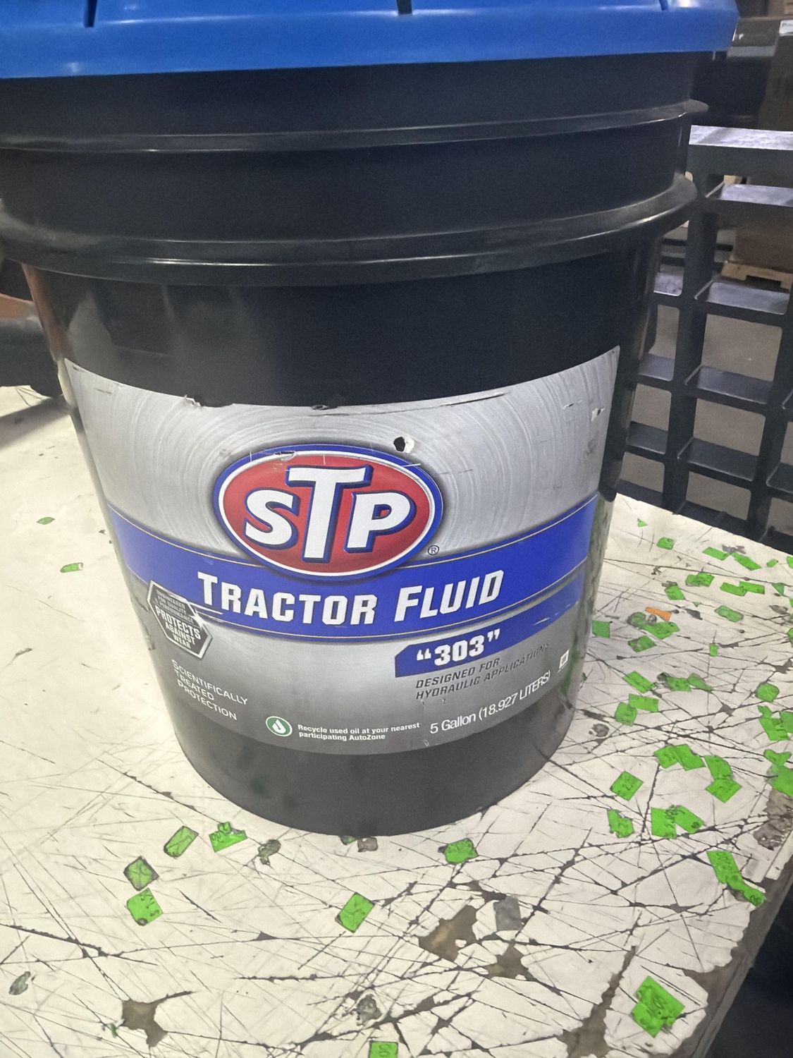 STP Hydraulic Tractor Fluid 5 gallon bucket 303
