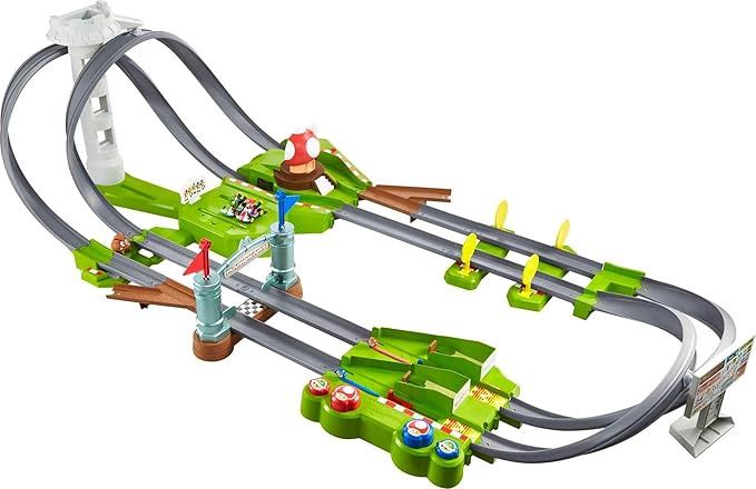 Hot Wheels Mario Kart Circuit Track Set &amp; 2 Toy Vehicles
