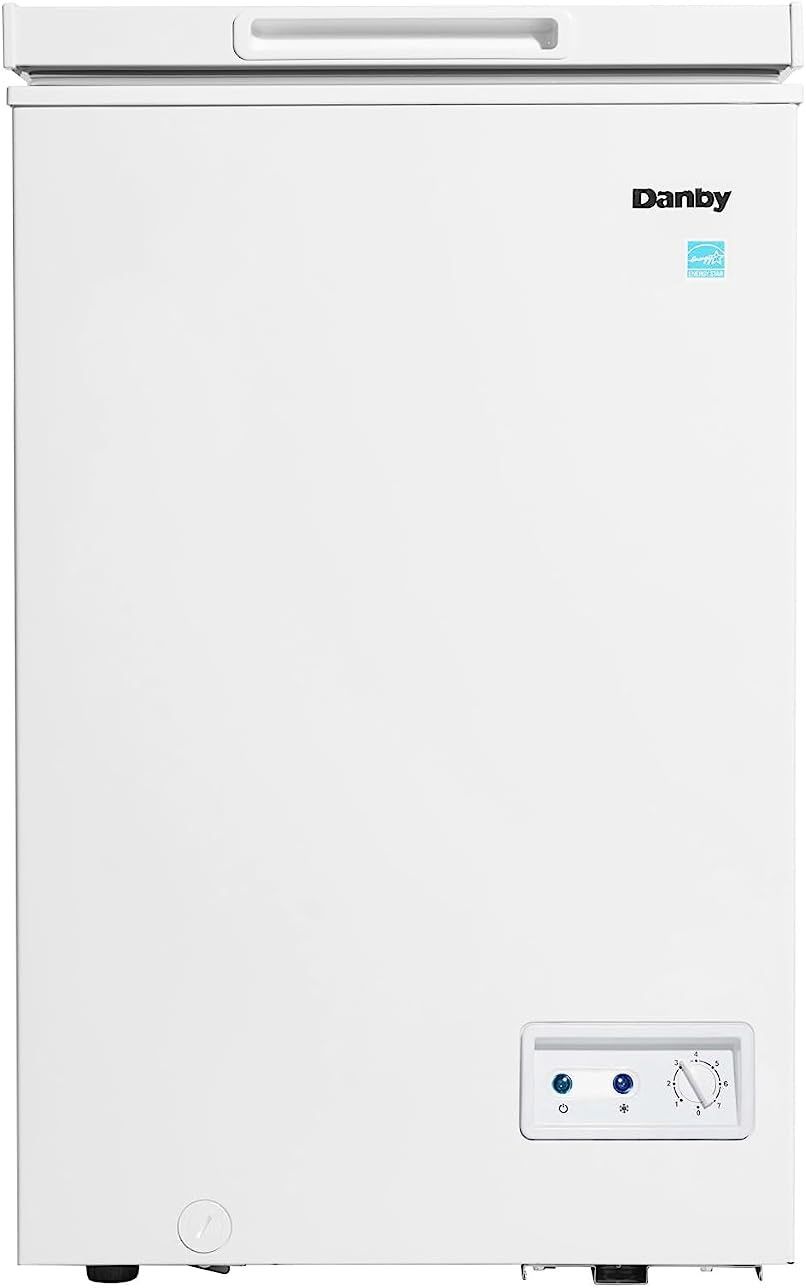 Danby 20.28 in. 3.5 cu. ft. Manual Defrost Chest Freezer with ENERGY STAR and Garage Ready in White