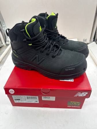 New Balance Men's Composite Toe Athletic High-Top Shoe, Black 10, EEEE