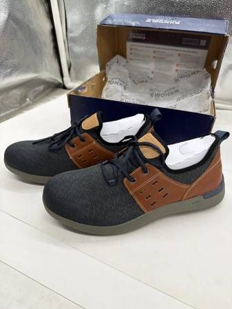 ROCKPORT WORKS Athletic Shoe: Men's, Size 10 1/2, M, Comp Toe